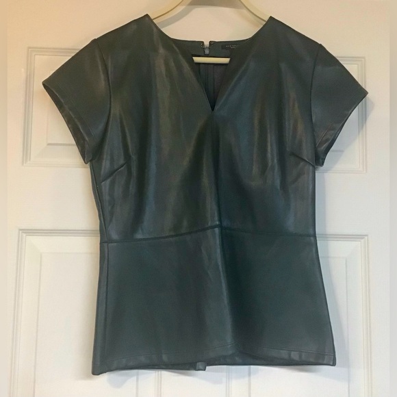 Faux Leather Top NWOT Hunter Green Ann Taylor Petite - Picture 1 of 8